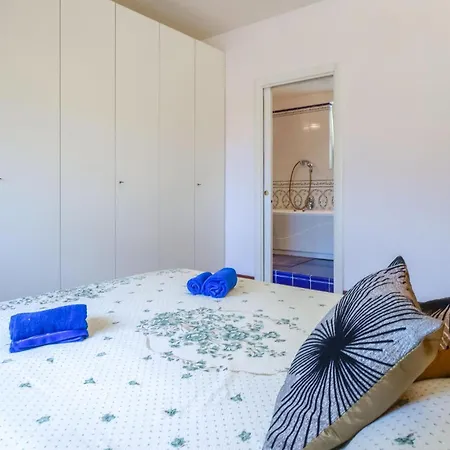 Awesome In With Kitchenette Appartement *